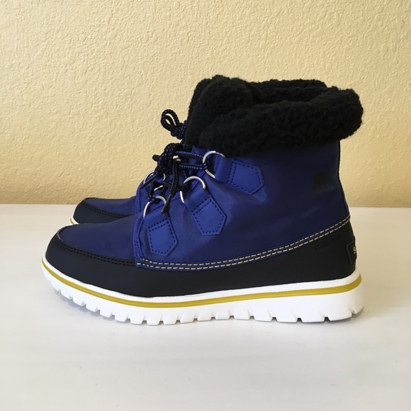 sorel women's cozy carnival
